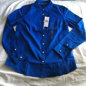Tommy Hilfiger blue button down shirt